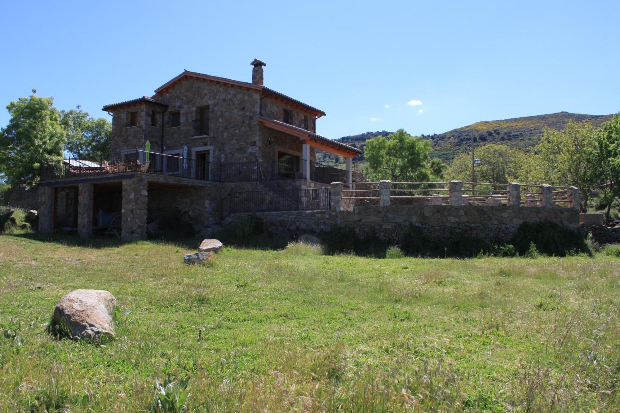 Casas Rurales Lalo Y Chelo La Aldehuela Exterior photo